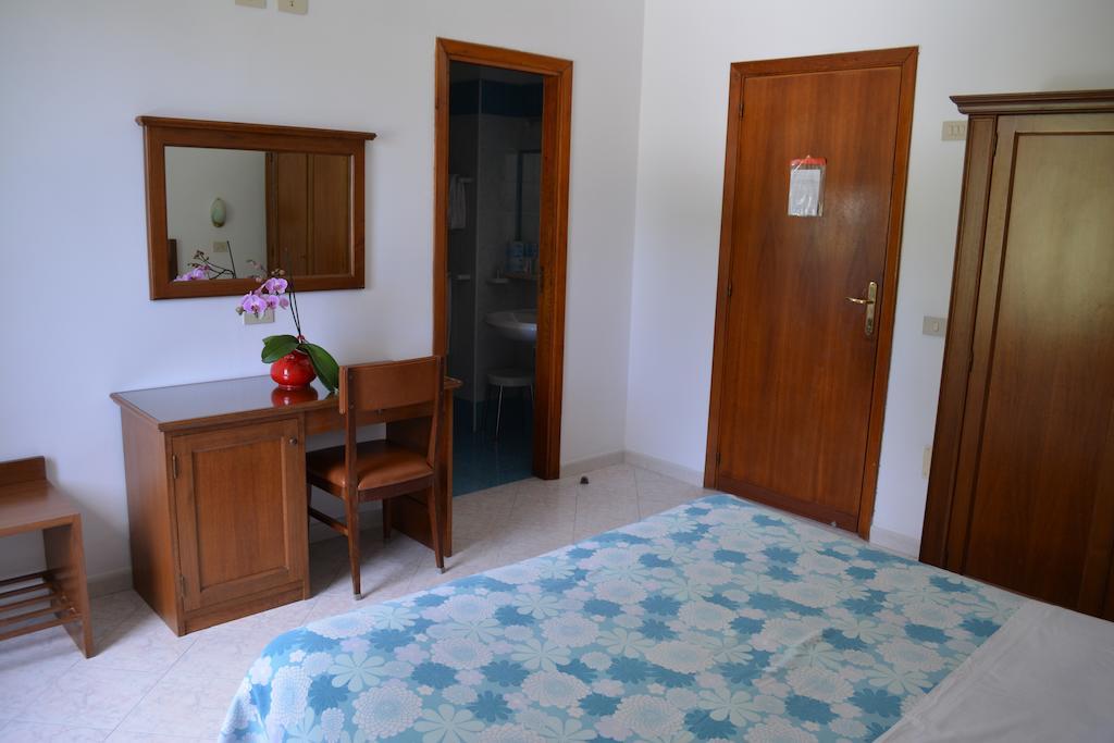 Hotel Maronti Barano d'Ischia Bilik gambar